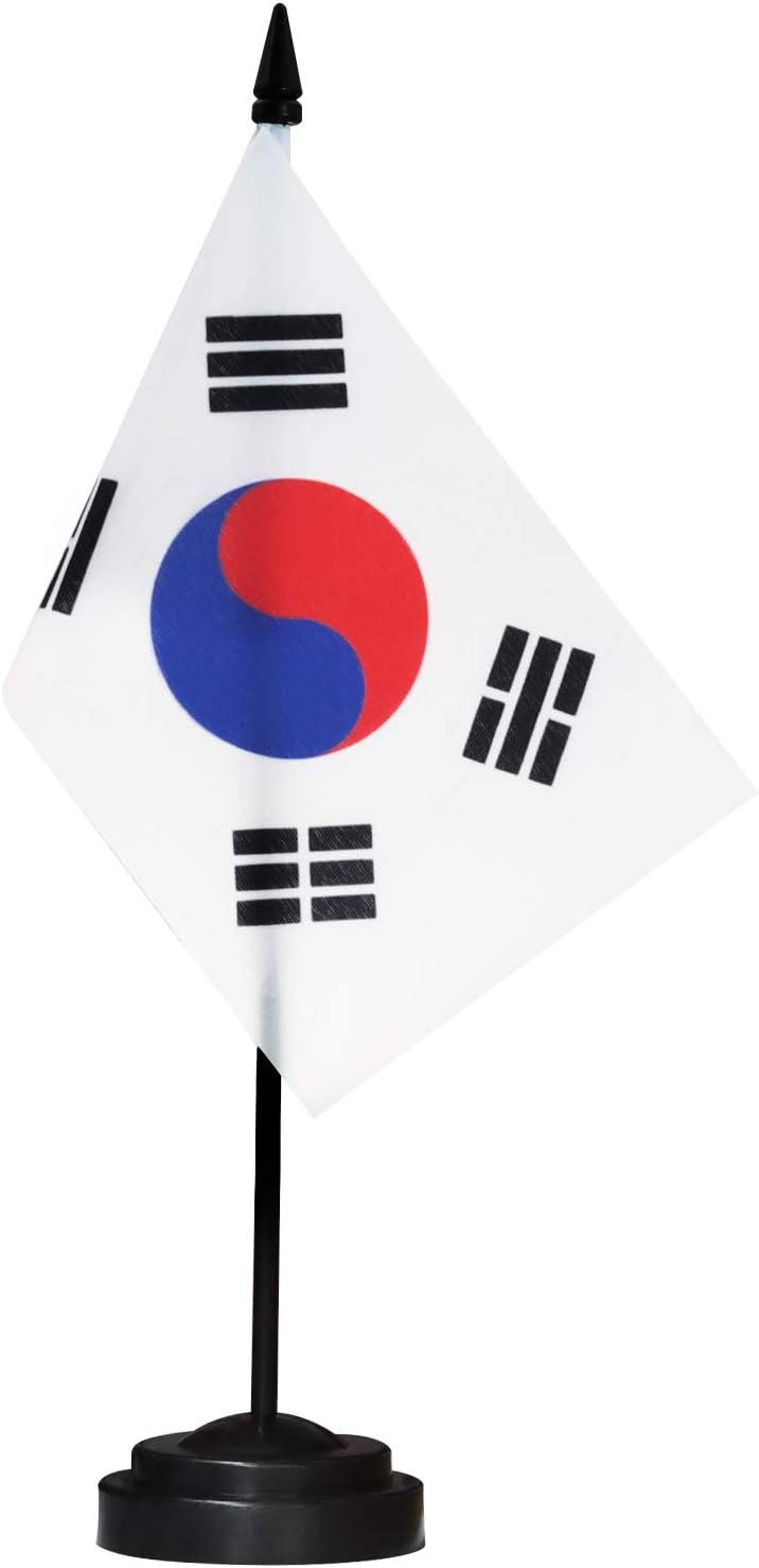 ANLEY Korea Deluxe Desk Flag Set - 6 x 4 Inch Miniature Korean Desktop Flag with 12" Solid Pole - Vivid Color and Fade Resistant - Black Base and Spear Top 1 51ld5rHRldL. AC SL1500 - northernschoolofshiatsu.co.uk