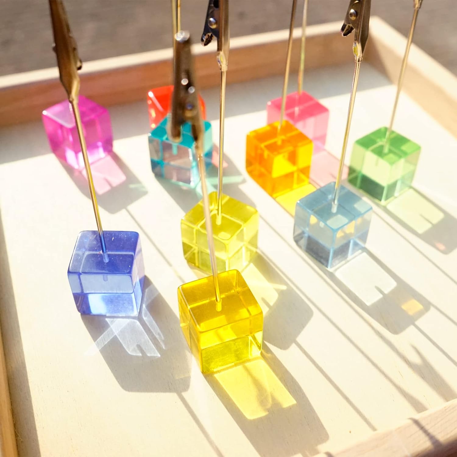 Desktop Picture Holders, 10 pcs Rainbow Colors Polaroid Photo Clip Stand for Paper Name Place Card Postcard Memo Menu Note Memory Photo Christmas Wedding Number Card Display with High Clear Cube Base 2 71apnu1Zp2L. AC SL1500 - northernschoolofshiatsu.co.uk
