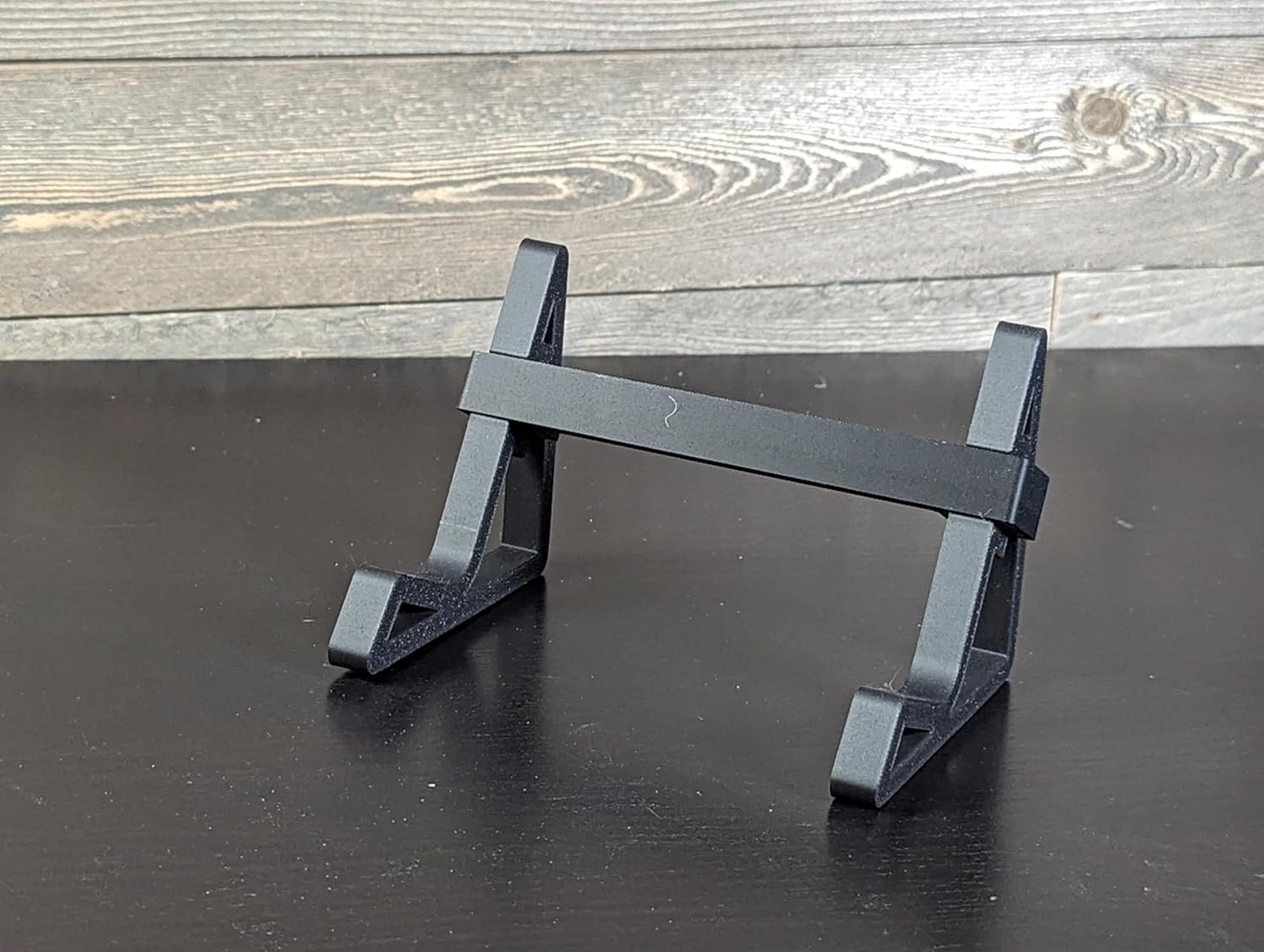 Computer Keyboard Display Stand - Durable 3D Printed, Fits Most Keyboards, Sleek Organizer for Home Office or Gaming Setup, Space-Saving Design 4 81E3 - northernschoolofshiatsu.co.uk