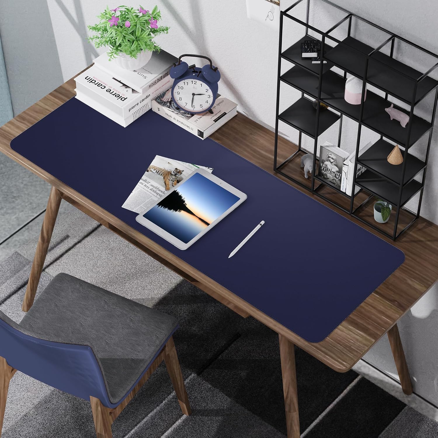 Large Desk Mat 47.2" x 17" Leather Desk Pad Protector with Natural Cork & PU Leather, Non-Slip Office Desk Mat, Large Mouse Pad, Waterproof Desk Blotter pad for Office&Home(Black) 47 81t67tpGIsL. AC SL1500 - northernschoolofshiatsu.co.uk
